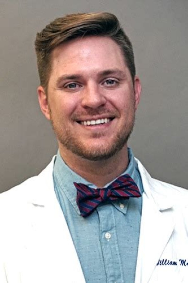 Dr. William Manning Jr., MD – Hyannis, MA