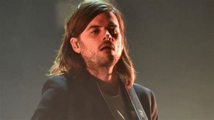 Winston Marshall Biography - Facts, Childhood, Family Life & Achievements