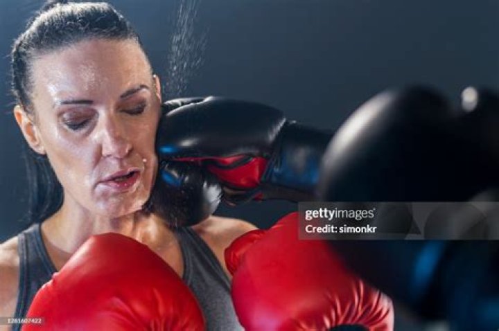 Young Sheldon's Ava Allan in Workout Gear is "Gorgeous" Boxing