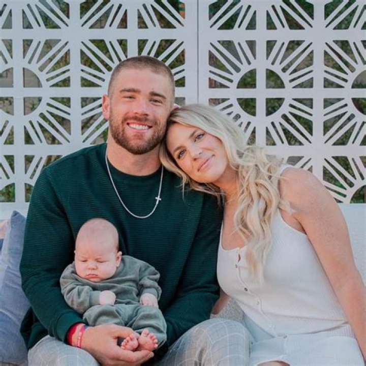 Zach Ertz age, height, ethnicity, family, college, 40 time, draft, trade, net worth, Instagram